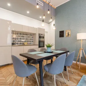 royal-ferenciek-apartment.inbudapesthotels.com/